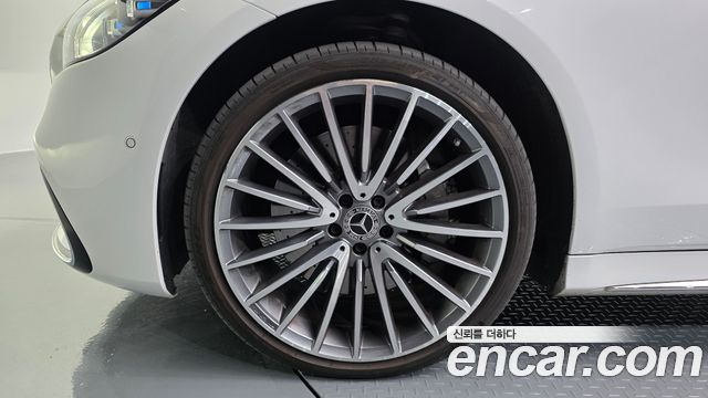 Mercedes-Benz S-Class 2026 — photo 5