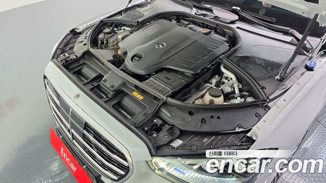 Mercedes-Benz S-Class 2026 — photo 6
