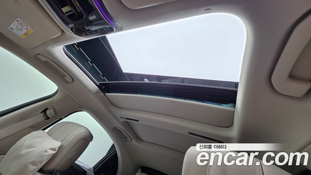 Mercedes-Benz S-Class 2026 — photo 18