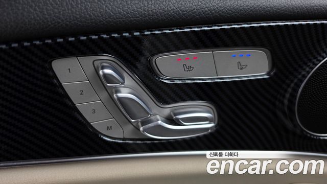 Mercedes-Benz E-Class 2022 — photo 29