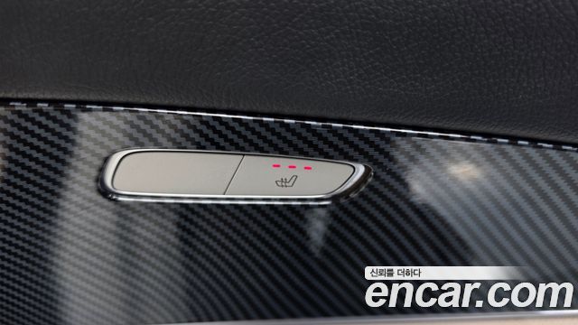 Mercedes-Benz E-Class 2022 — photo 33