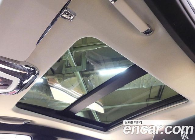 Rolls-Royce Ghost 2016 — photo 20