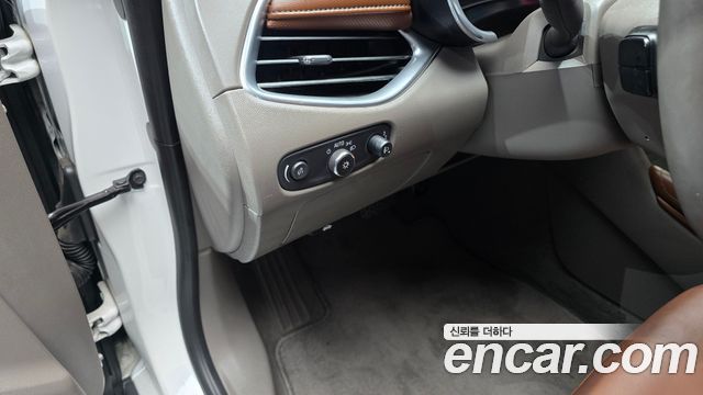 Chevrolet Korea Malibu 2018 — photo 17