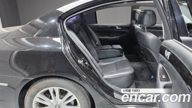 Hyundai Genesis 2012 — photo 12