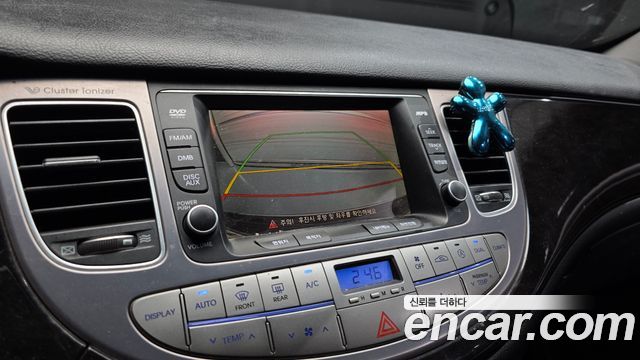 Hyundai Genesis 2012 — photo 16