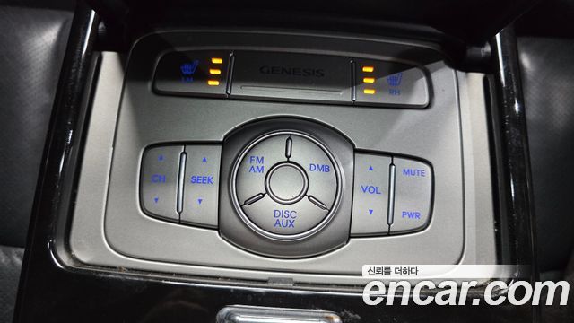 Hyundai Genesis 2012 — photo 18