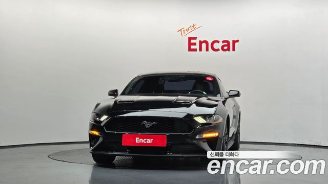 Ford Mustang 2020 — photo 3