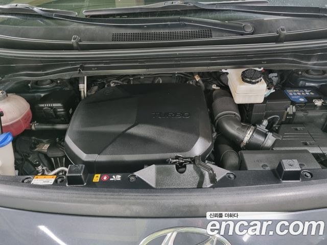 Hyundai Staria 2022 — photo 6