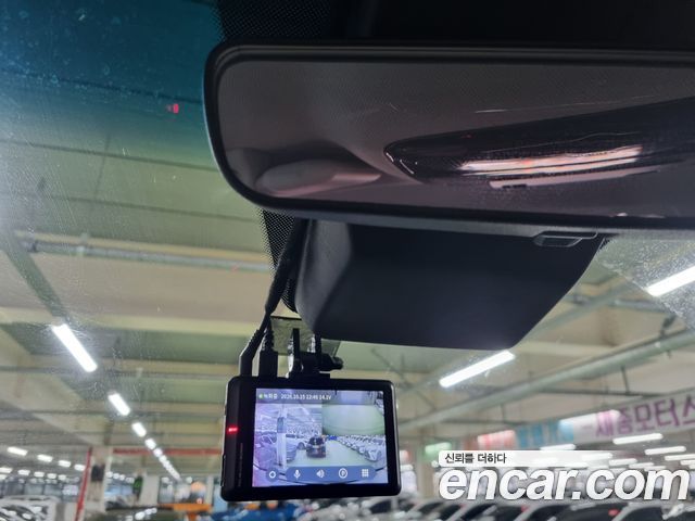 Hyundai Staria 2022 — photo 13