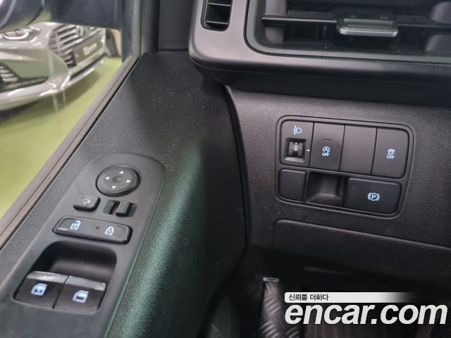 Hyundai Staria 2022 — photo 14