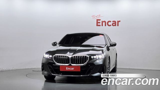 BMW 5-Series 2024 — photo 3