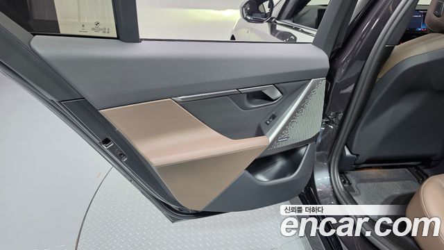 BMW 5-Series 2024 — photo 15