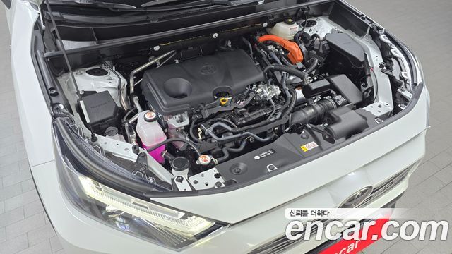 Toyota RAV4 2025 — photo 6