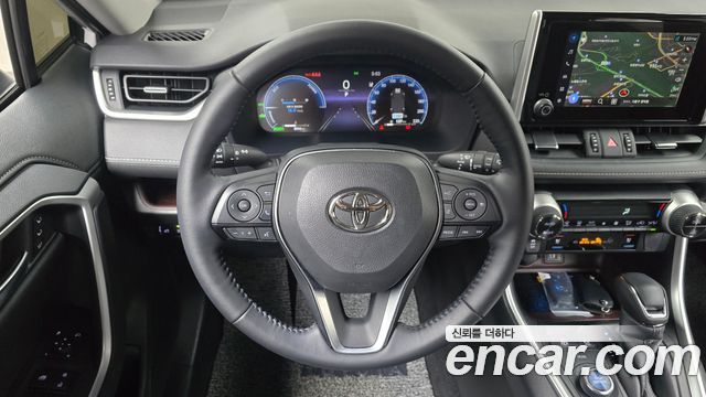 Toyota RAV4 2025 — photo 18