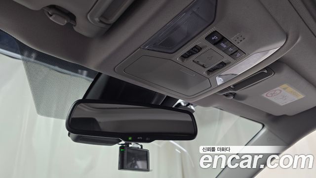 Toyota RAV4 2025 — photo 26