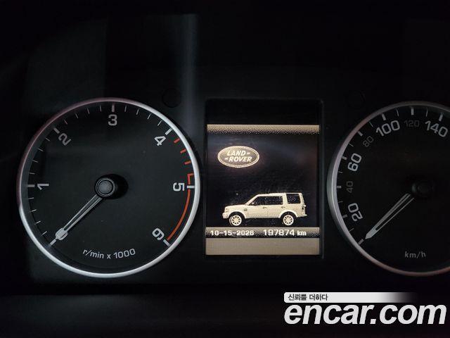 Land Rover Discovery 2011 — photo 12