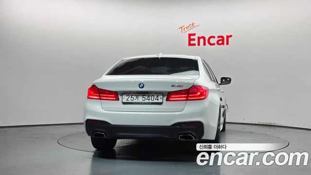 BMW 5-Series 2017 — photo 4