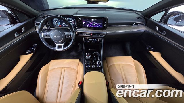 Kia K5 2023 — photo 10
