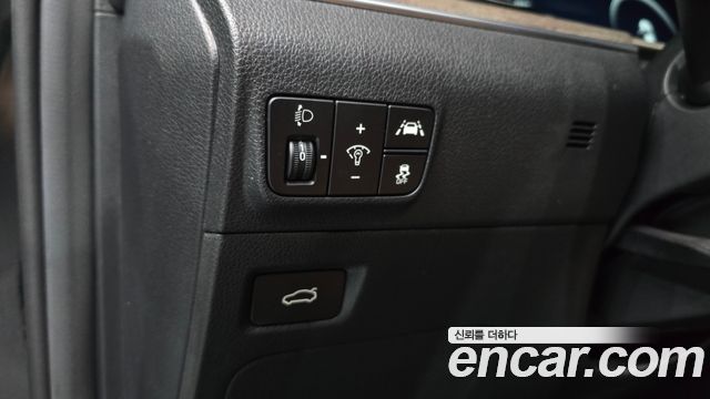 Kia K5 2023 — photo 20