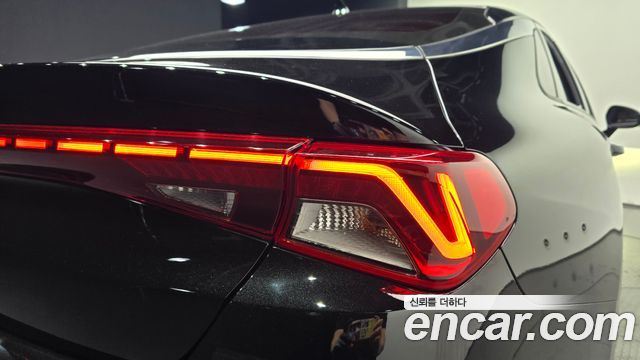 Kia K5 2023 — photo 9