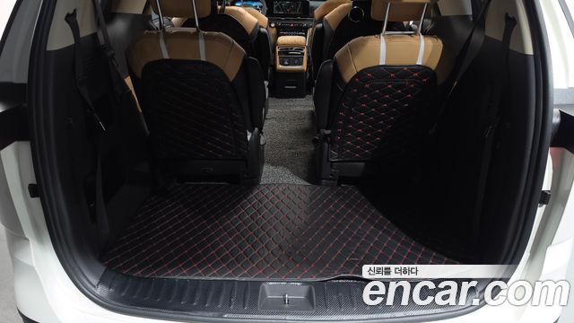 Kia Canival 2021 — photo 26
