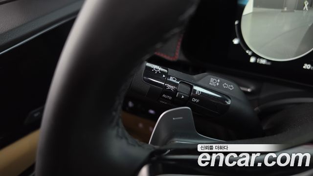 Kia Canival 2021 — photo 34