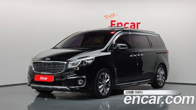 Kia Canival 2017 — photo 1