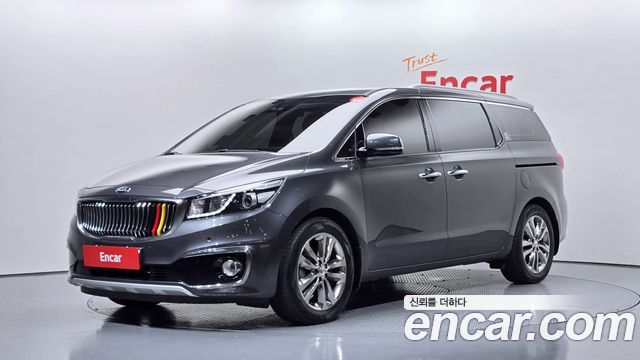 Kia Canival 2018 — photo 1