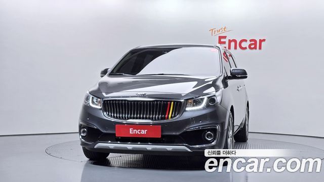 Kia Canival 2018 — photo 3