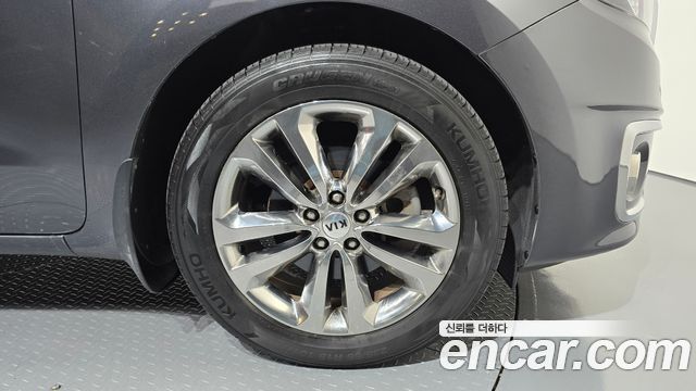 Kia Canival 2018 — photo 7