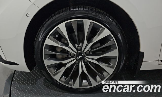 Kia K8 2023 — photo 5