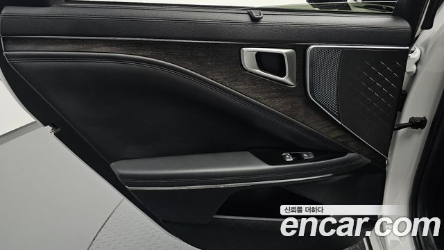 Kia K8 2023 — photo 15