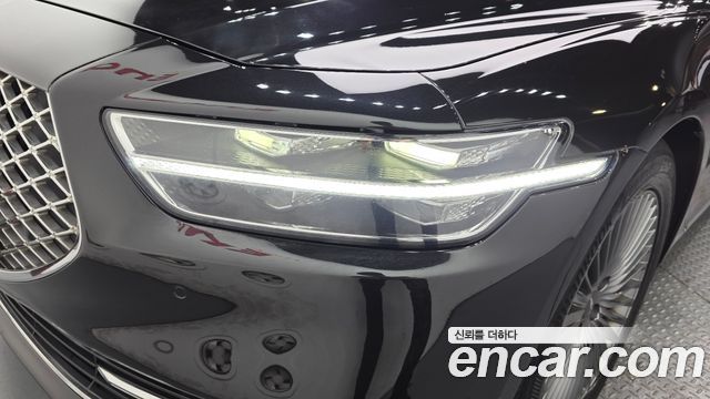 Genesis G90 2019 — photo 8