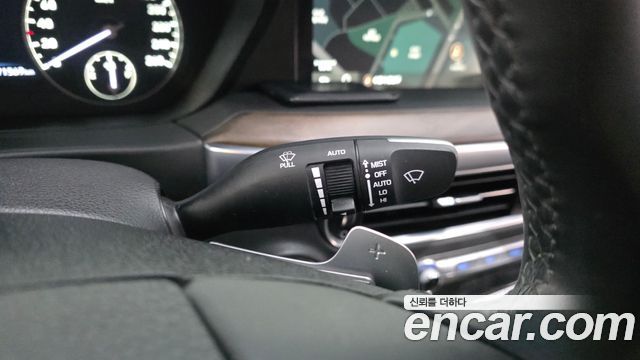 Genesis G90 2019 — photo 29