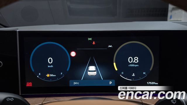 Hyundai Santafe 2024 — photo 11
