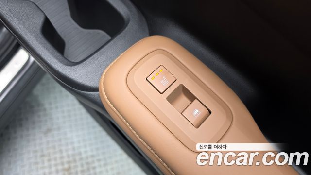 Hyundai Santafe 2024 — photo 24
