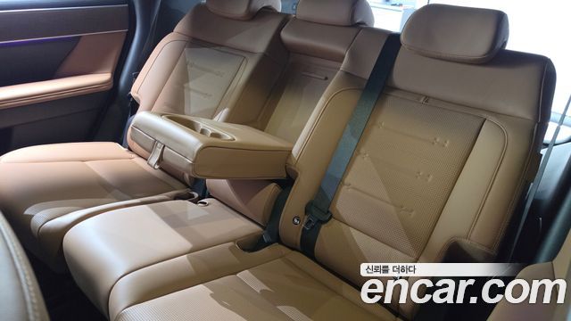 Hyundai Santafe 2024 — photo 31