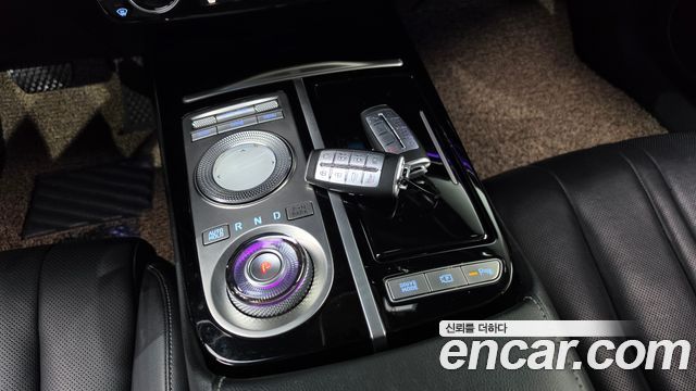 Genesis G80 2022 — photo 12