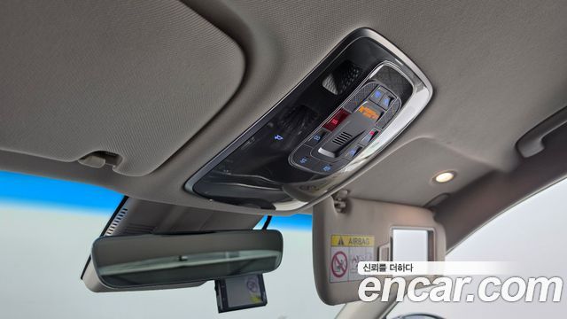 Genesis G80 2022 — photo 24