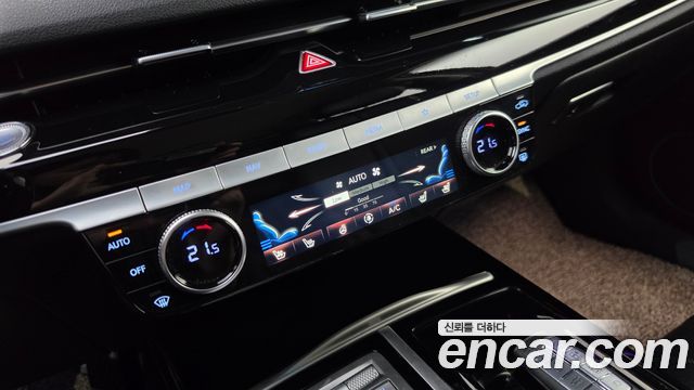 Genesis G80 2022 — photo 29