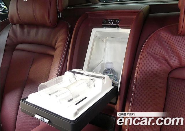 Rolls-Royce Cullinan 2023 — photo 18