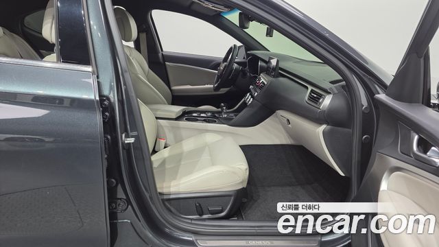 Genesis G70 2021 — photo 11