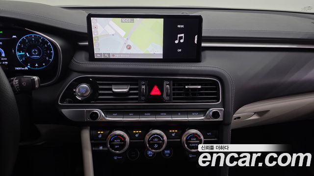 Genesis G70 2021 — photo 13