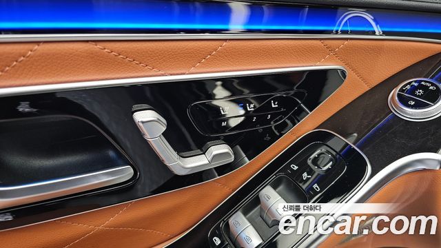 Mercedes-Benz S-Class 2021 — photo 18