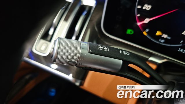 Mercedes-Benz S-Class 2021 — photo 22