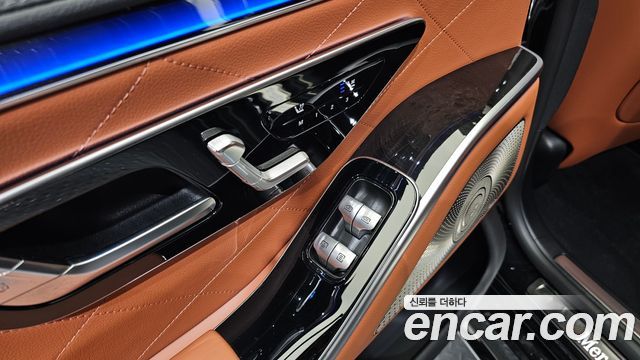 Mercedes-Benz S-Class 2021 — photo 26