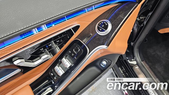 Mercedes-Benz S-Class 2021 — photo 14