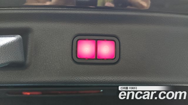 Mercedes-Benz S-Class 2021 — photo 32
