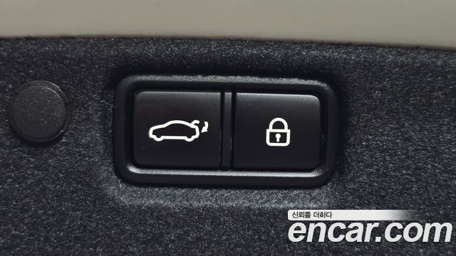 Kia K7 2020 — photo 25