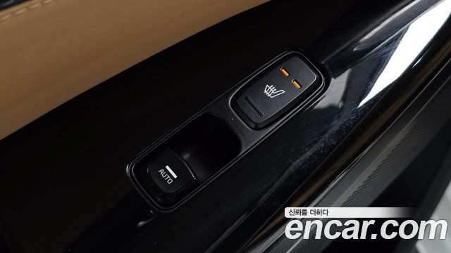 Kia K7 2020 — photo 27